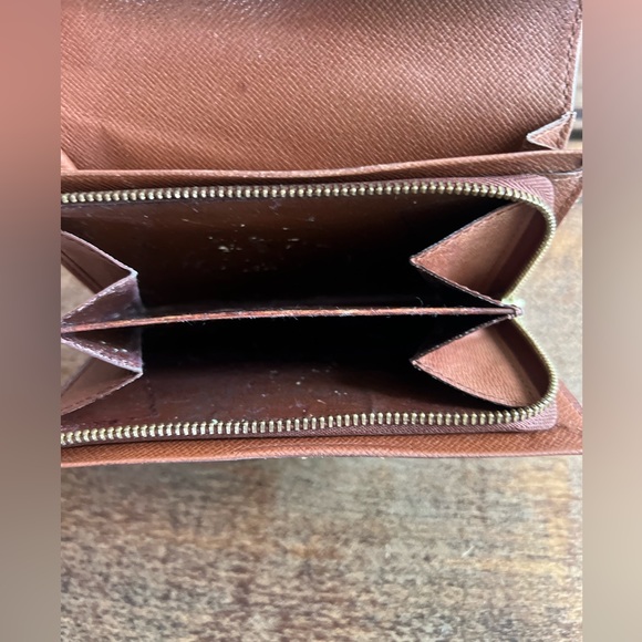 AUTHENTIC Louis Vuitton portemonnaie trésor wallet - Picture 12 of 16